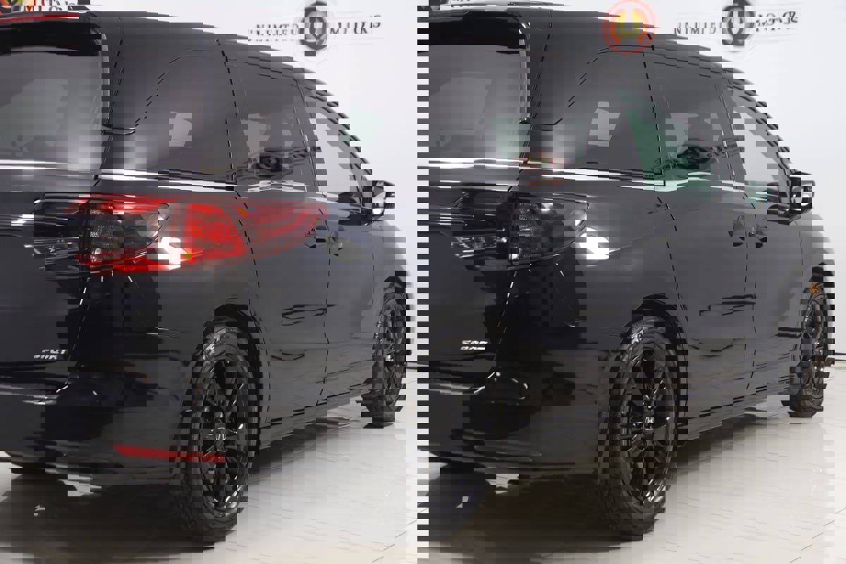 Used 2023 Honda Odyssey Sport image 44