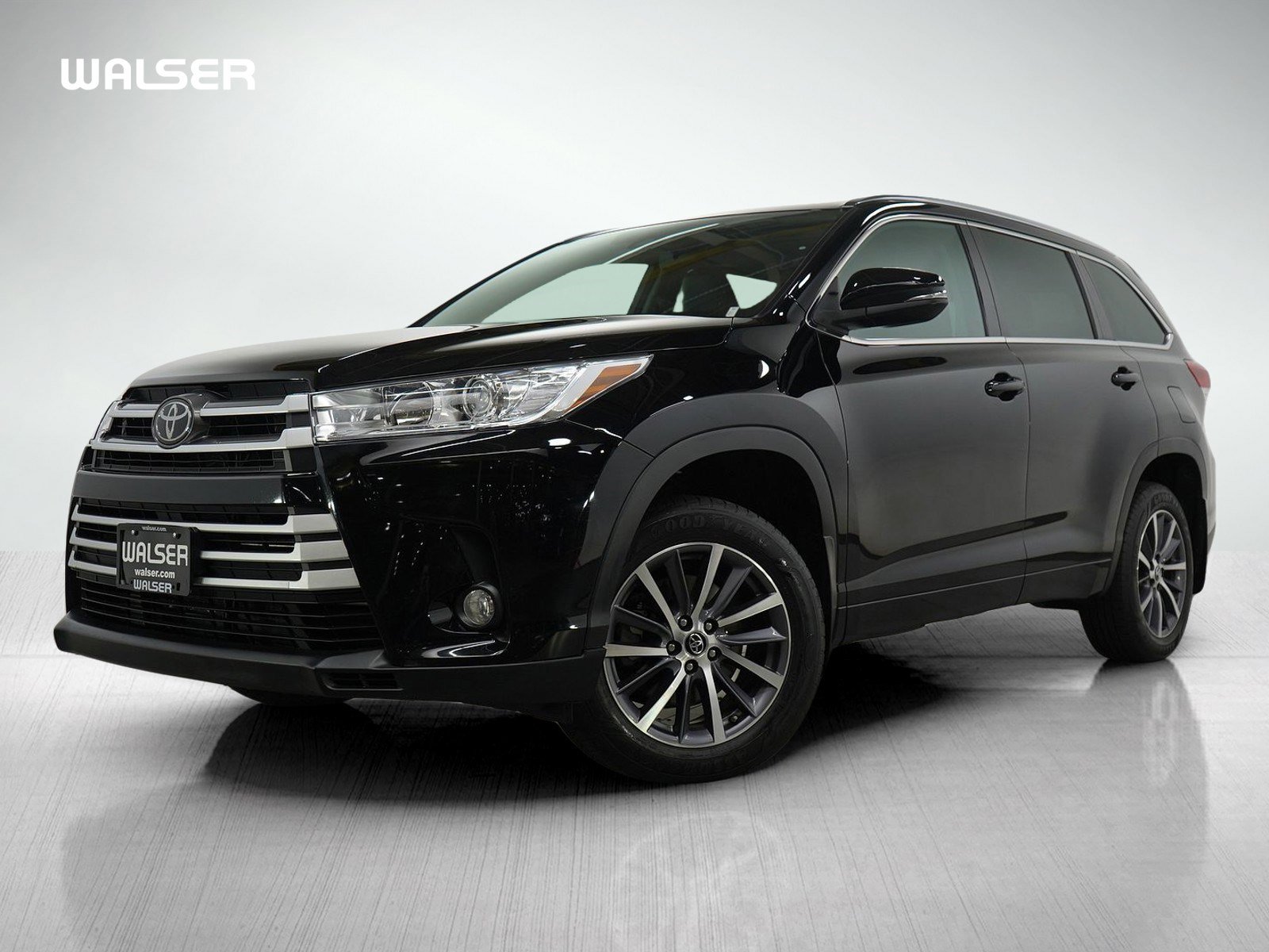 Used 2017 Toyota Highlander XLE