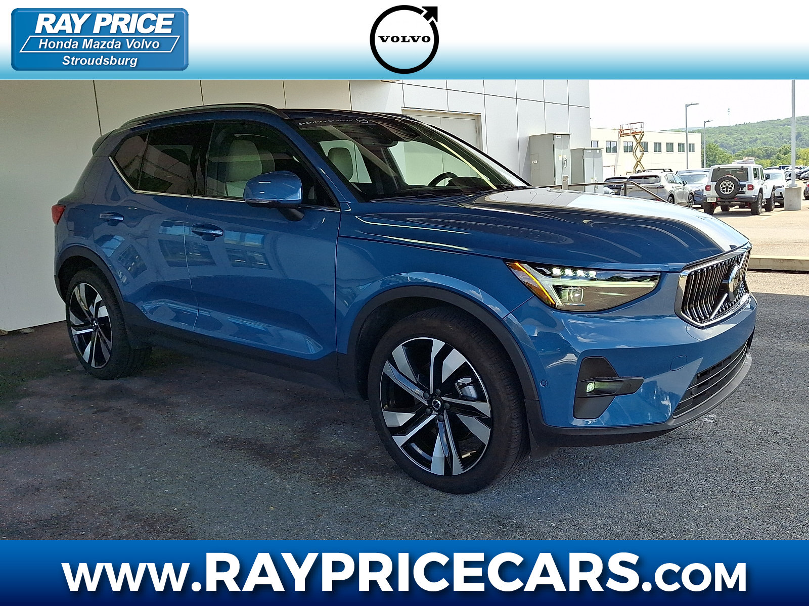Certified 2024 Volvo XC40 B5 Plus w/ Protection Package Premier
