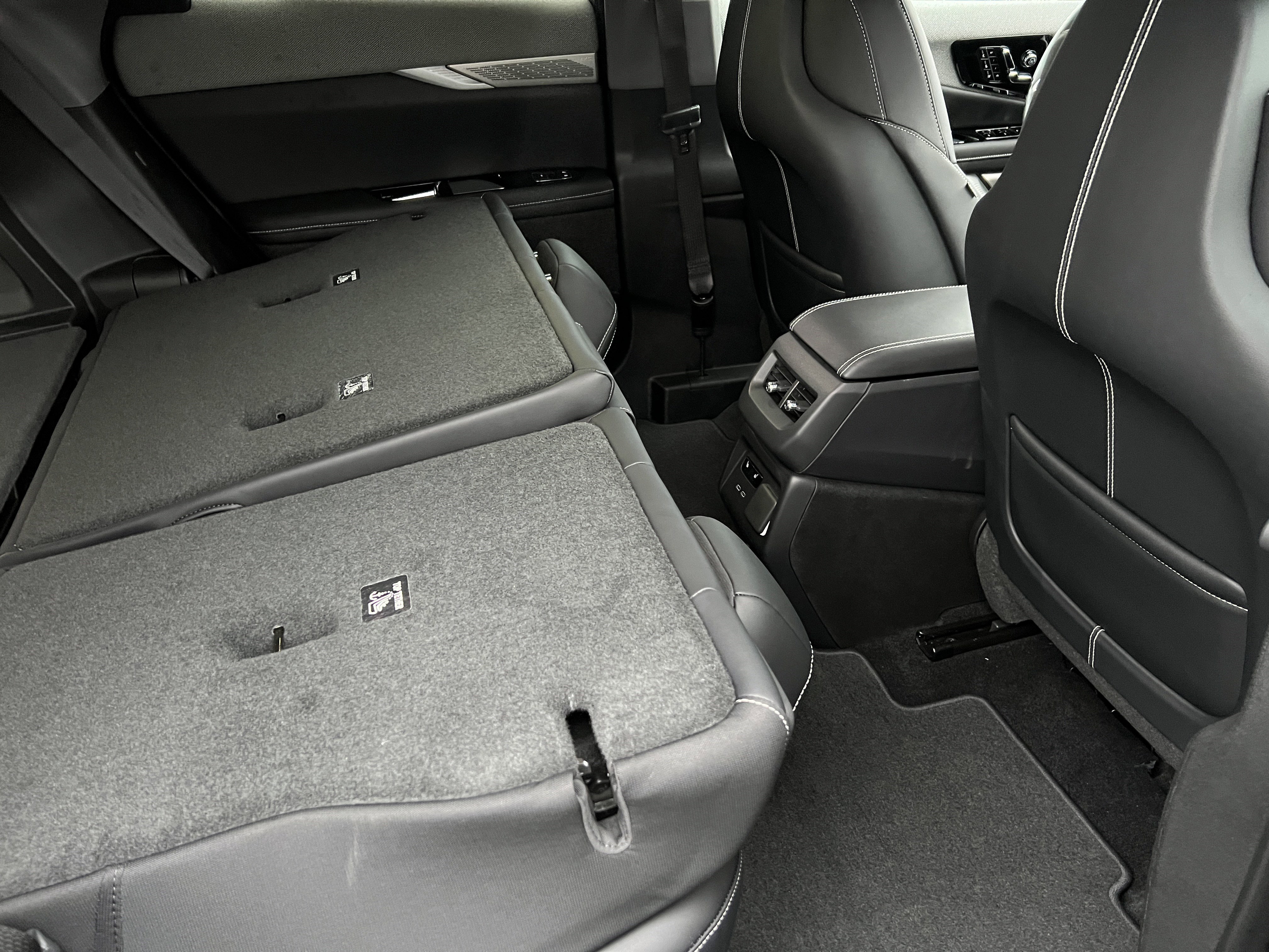 New 2025 Cadillac Optiq Sport 2 image 23