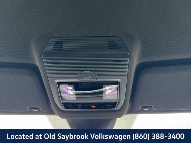 Certified 2024 Volkswagen Atlas Cross Sport SE AWD/4WD image 17