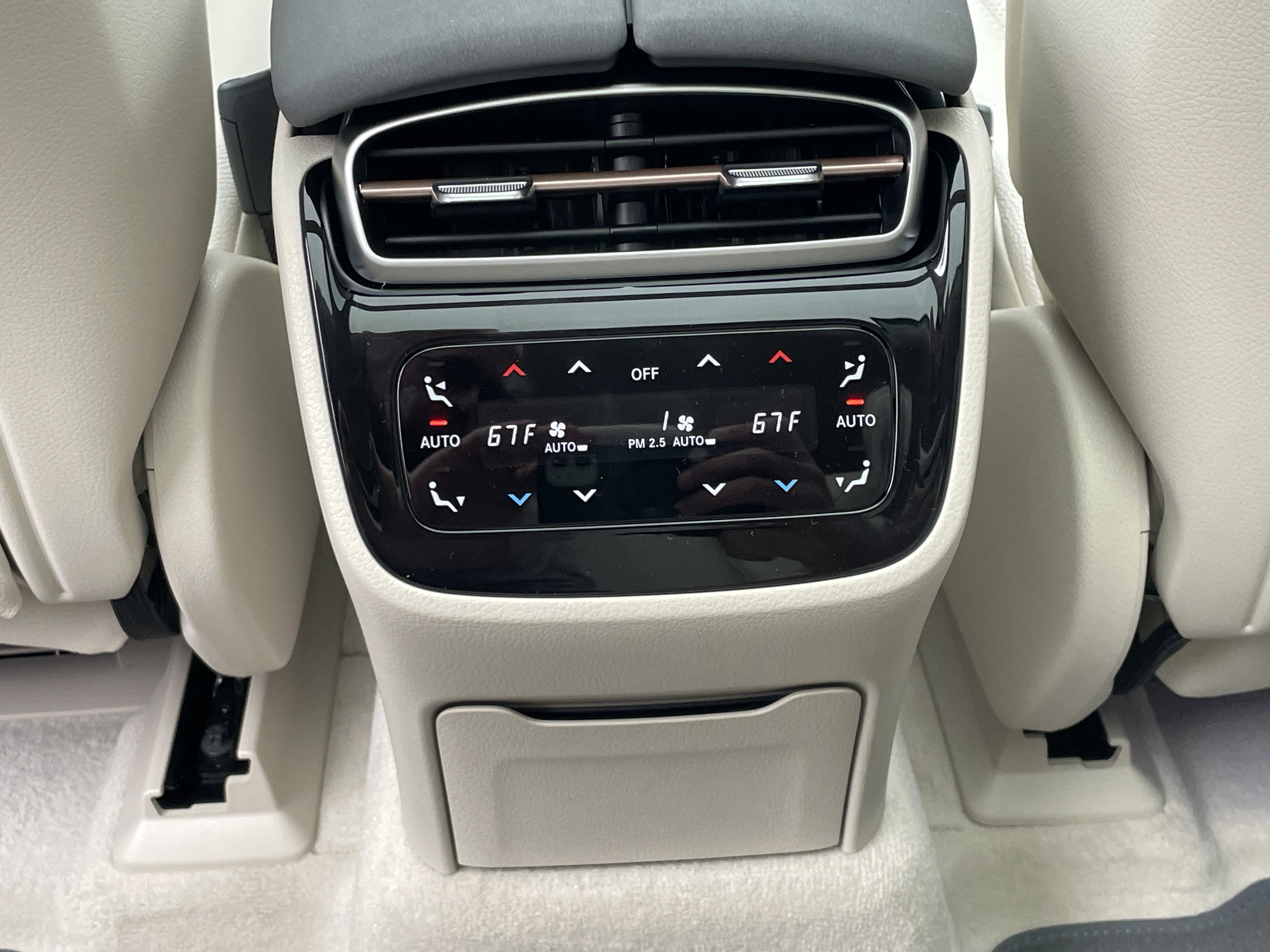 New 2026 Mercedes-Benz EQS 400 4MATIC SUV image 40