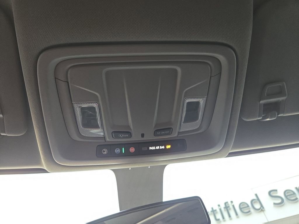 Used 2022 Chevrolet Silverado 2500 LT w/ Convenience Package image 26