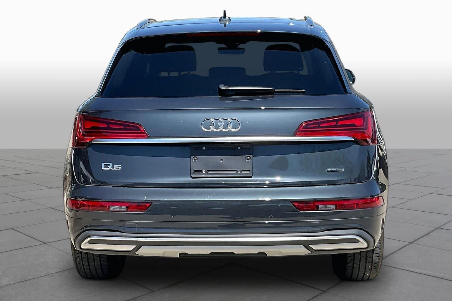 Used 2024 Audi Q5 2.0T Premium w/ Convenience Package AWD/4WD image 5