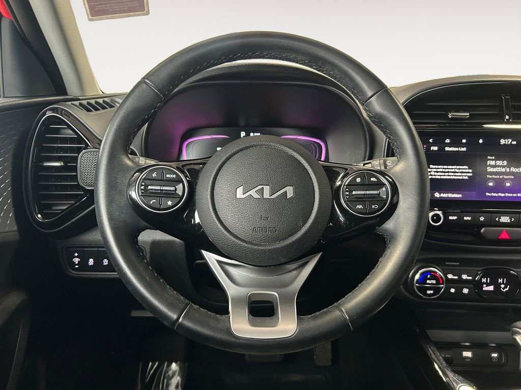 Used 2024 Kia Soul EX image 14
