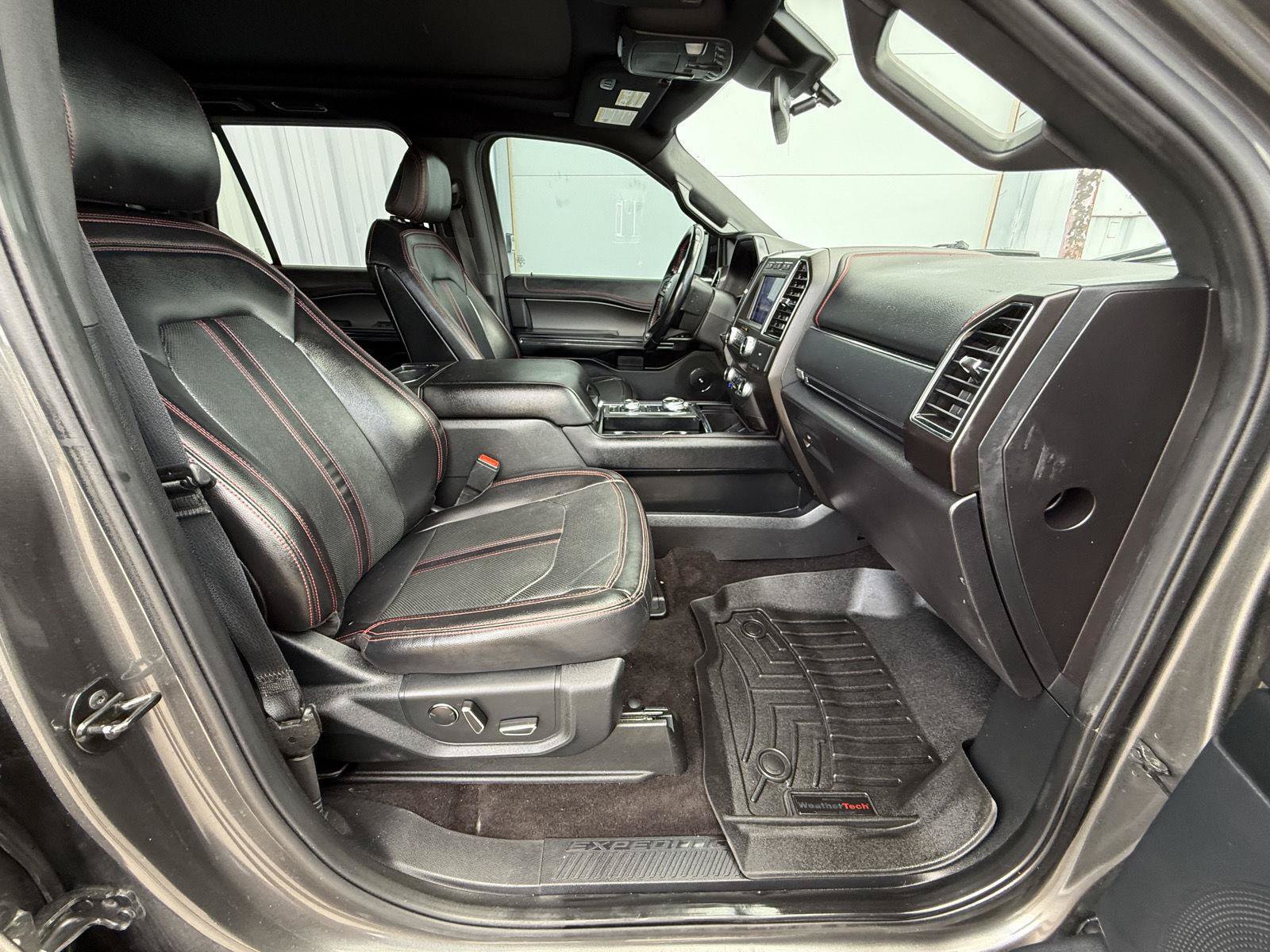 Used 2021 Ford Expedition Limited AWD/4WD image 25