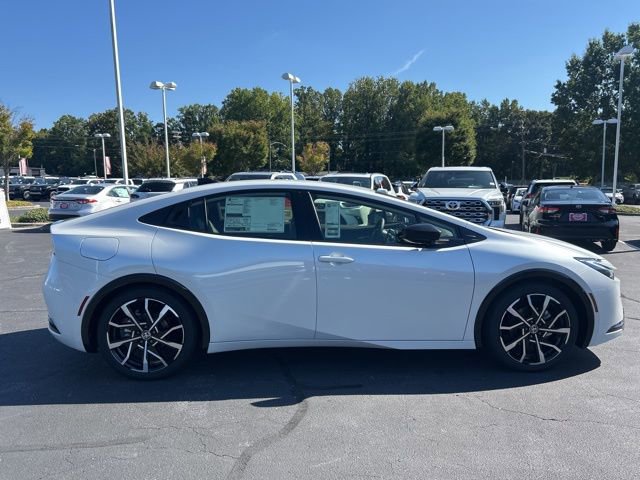 New 2026 Toyota Prius Plug-In Hybrid image 4