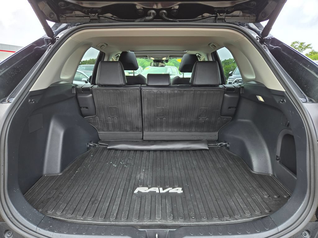 Used 2024 Toyota RAV4 XLE Premium w/ Weather Package AWD/4WD image 10