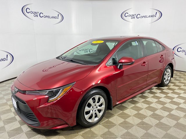 Certified 2023 Toyota Corolla LE image 3