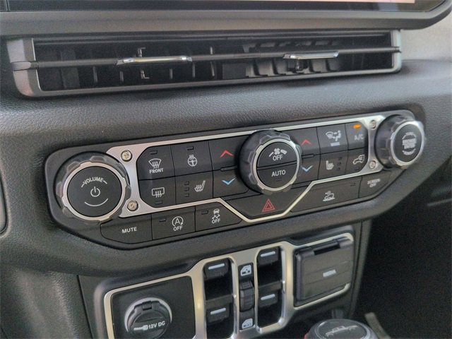 New 2025 Jeep Gladiator Sport image 22