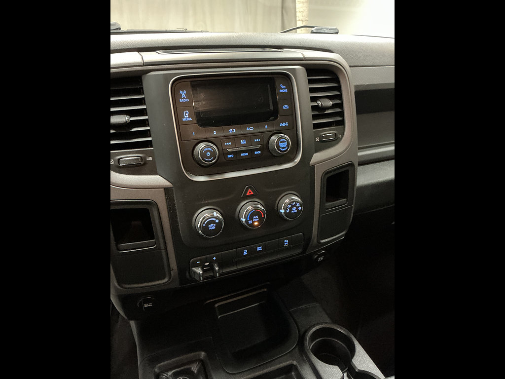 Used 2017 RAM 2500 Tradesman w/ Chrome Appearance Group AWD/4WD image 17