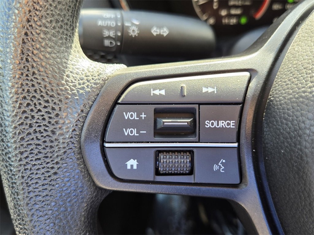 Used 2025 Honda CR-V EX image 26