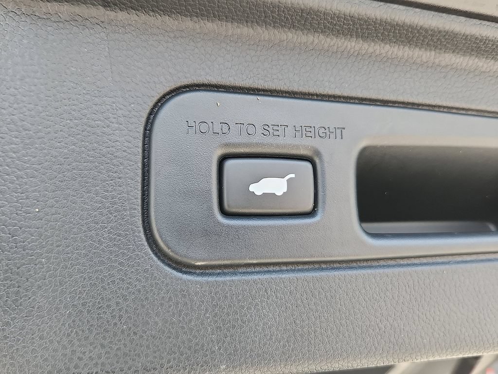 Used 2023 Honda Pilot EX-L image 24