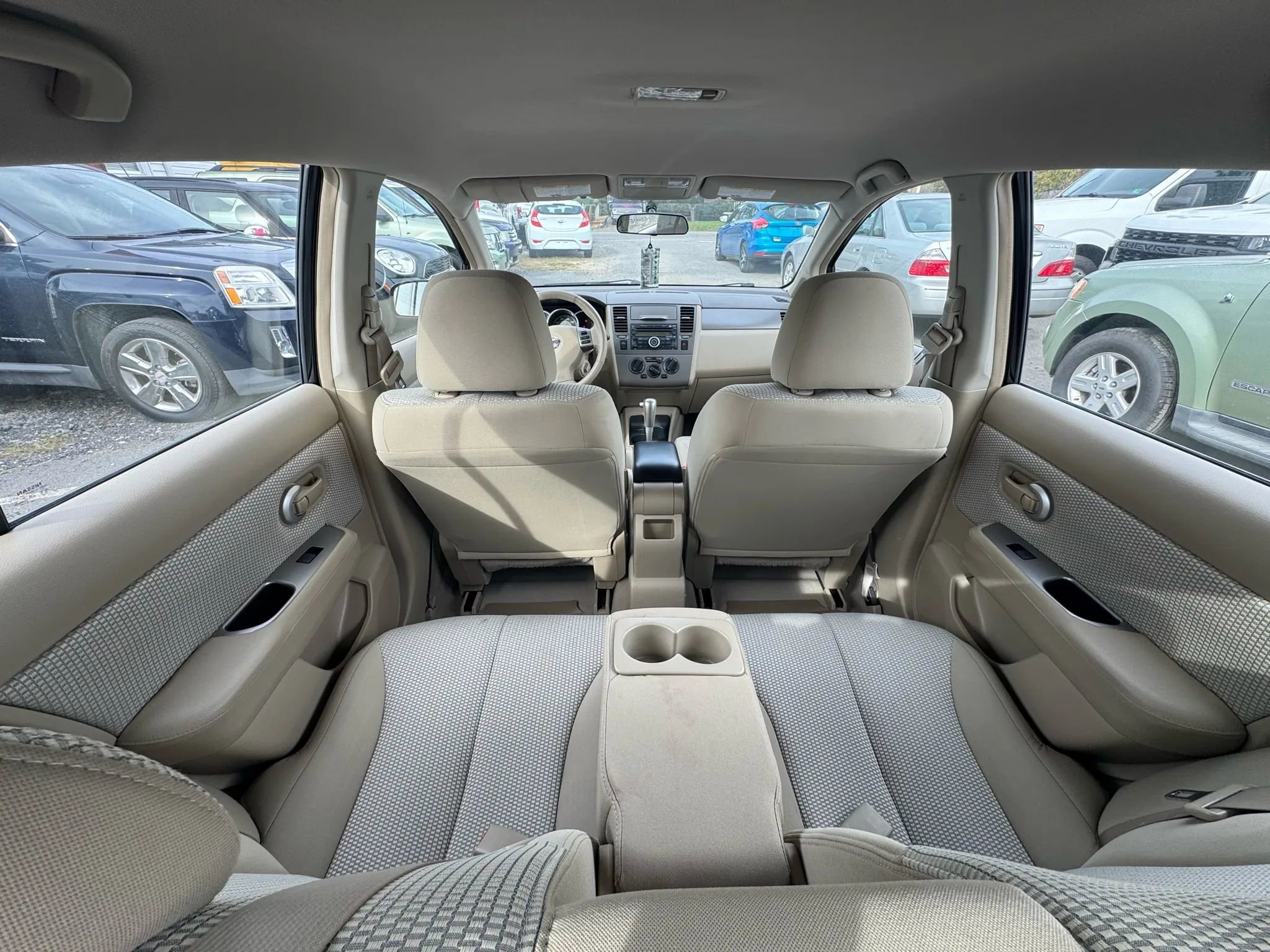 Used 2009 Nissan Versa SL w/ Convenience Pkg image 13