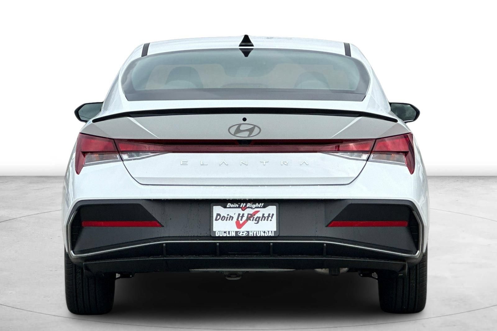 Used 2026 Hyundai Elantra Sport FWD image 6