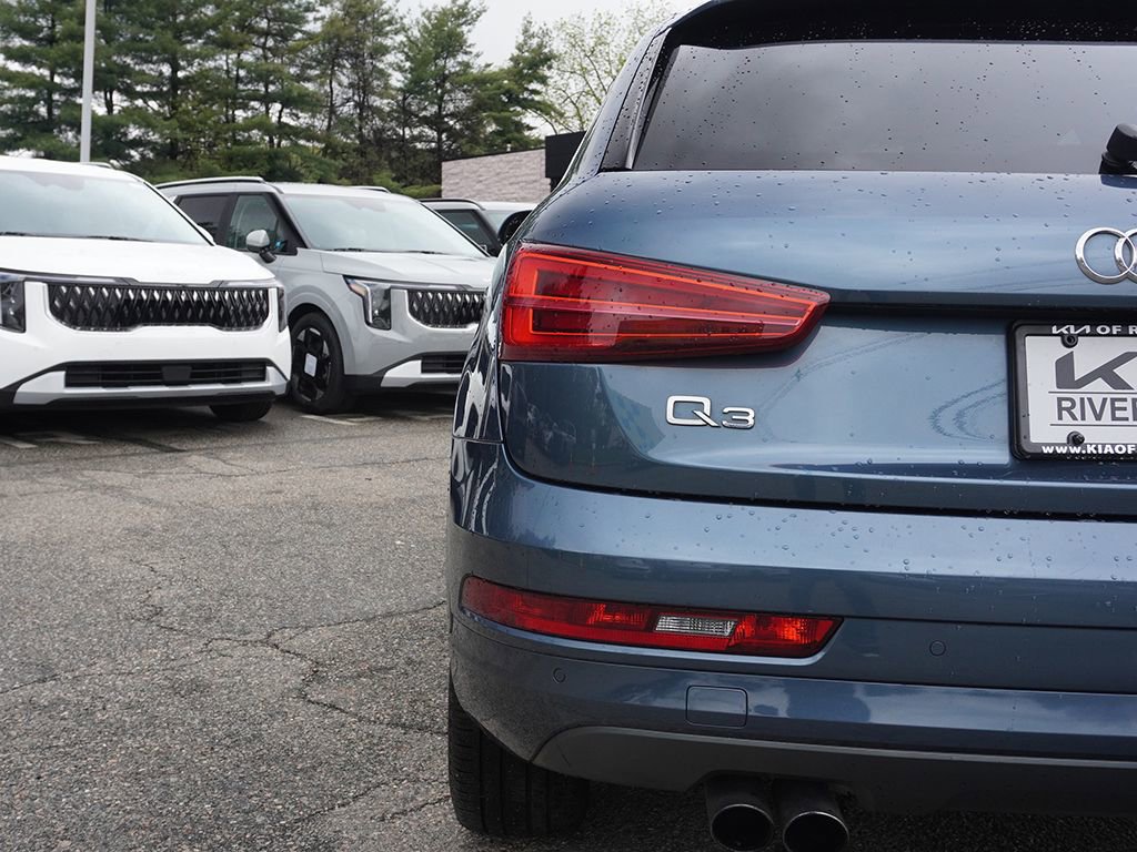 Used 2018 Audi Q3 2.0T Premium Plus w/ Premium Plus Package AWD/4WD image 15