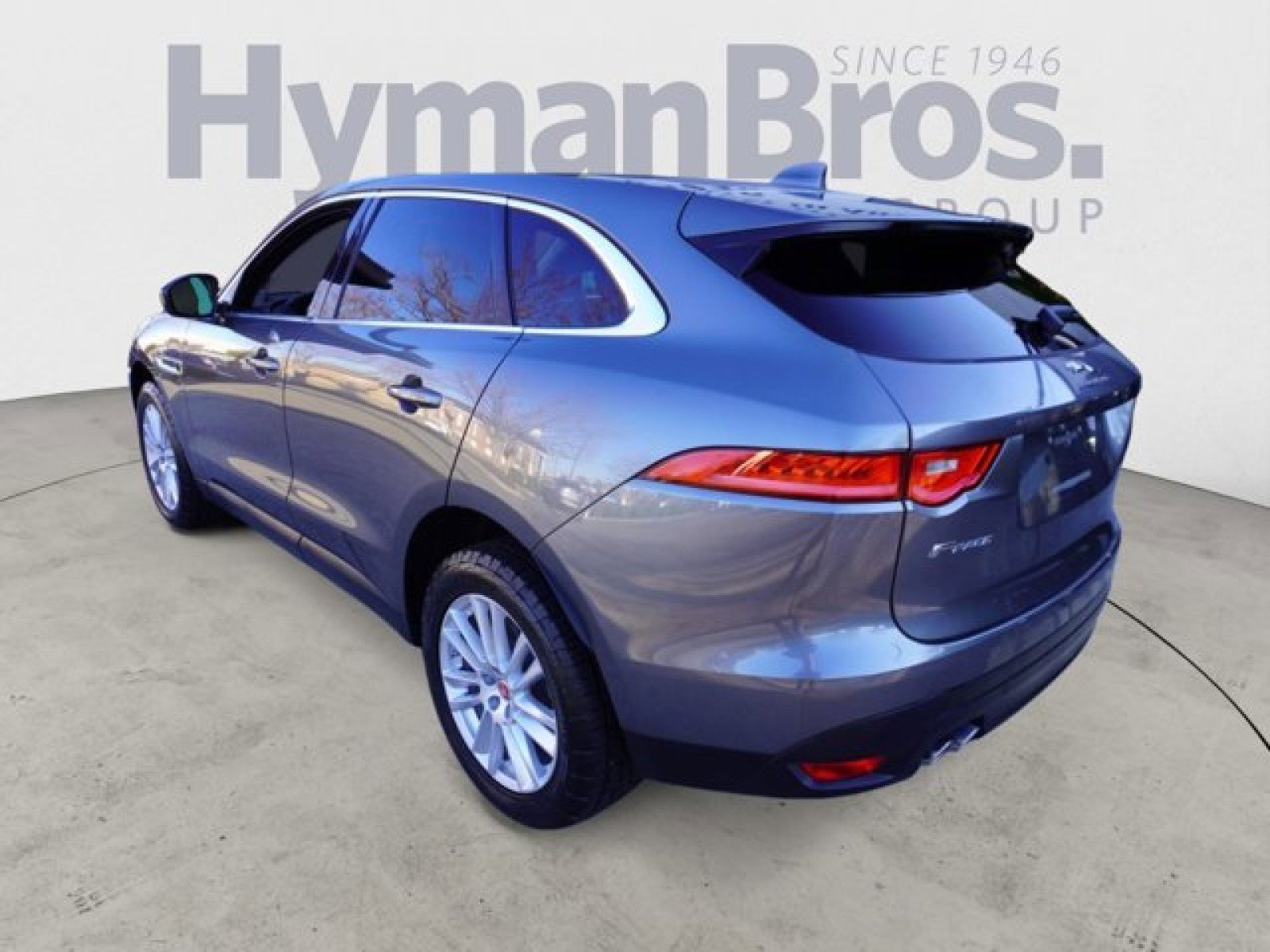 Used 2018 Jaguar F-PACE Prestige image 7