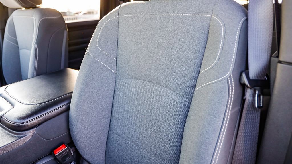 Used 2022 RAM 2500 Tradesman RWD image 29