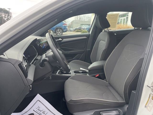 Certified 2025 Volkswagen Jetta Sport image 26