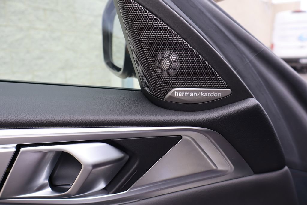 Used 2024 BMW M4 Coupe w/ Executive Package image 19