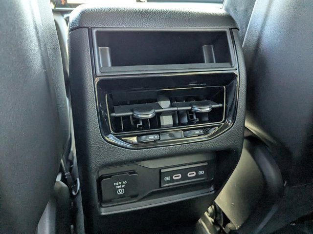 New 2026 Jeep Grand Cherokee Altitude RWD image 15