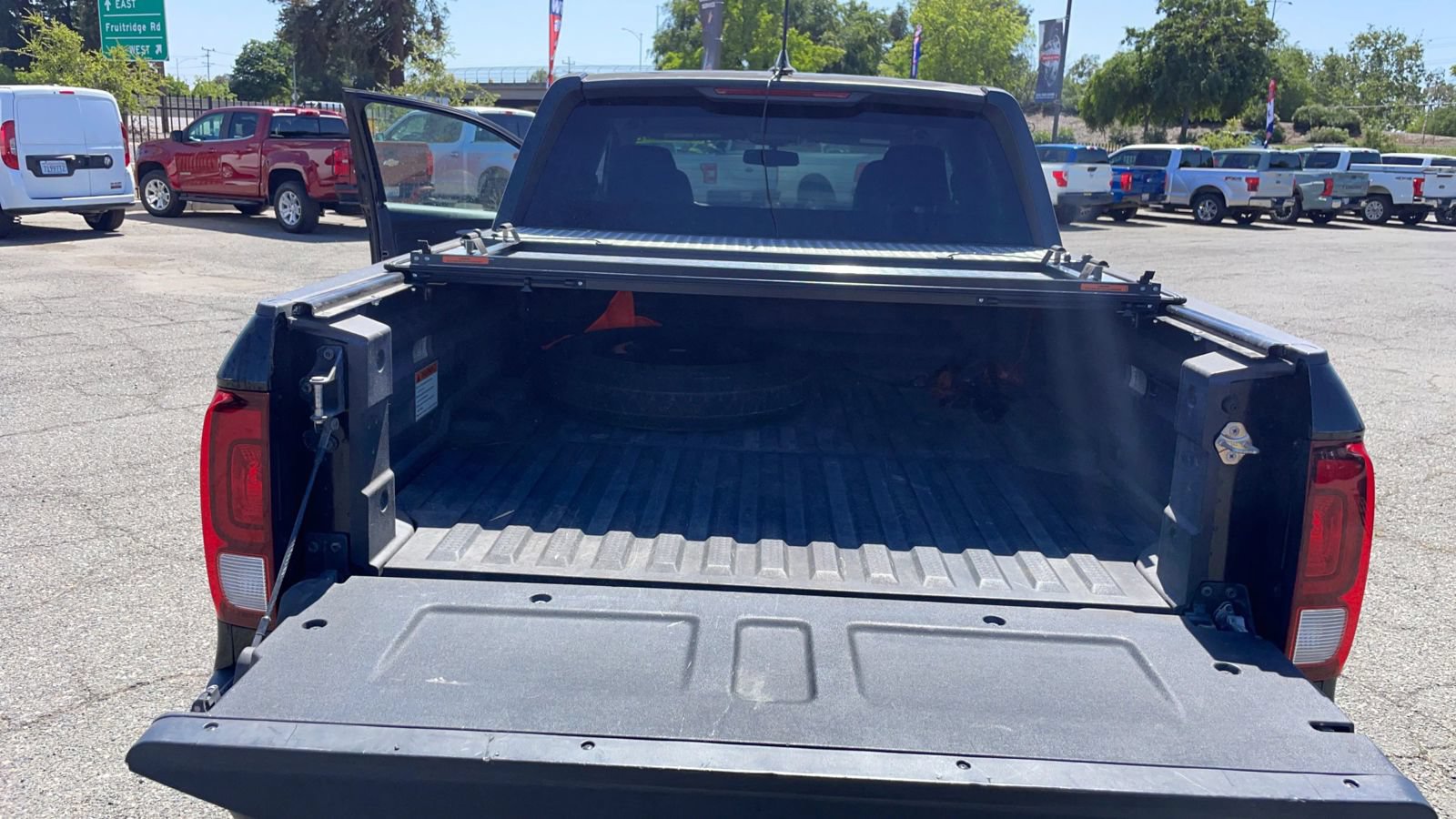 Used 2017 Honda Ridgeline RTL-T image 38