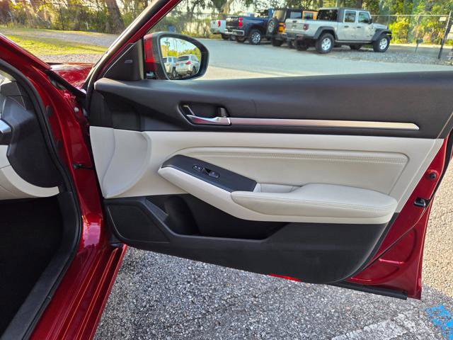 Used 2019 Nissan Altima 2.5 Platinum image 29