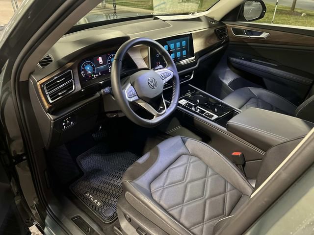 New 2026 Volkswagen Atlas SE image 12