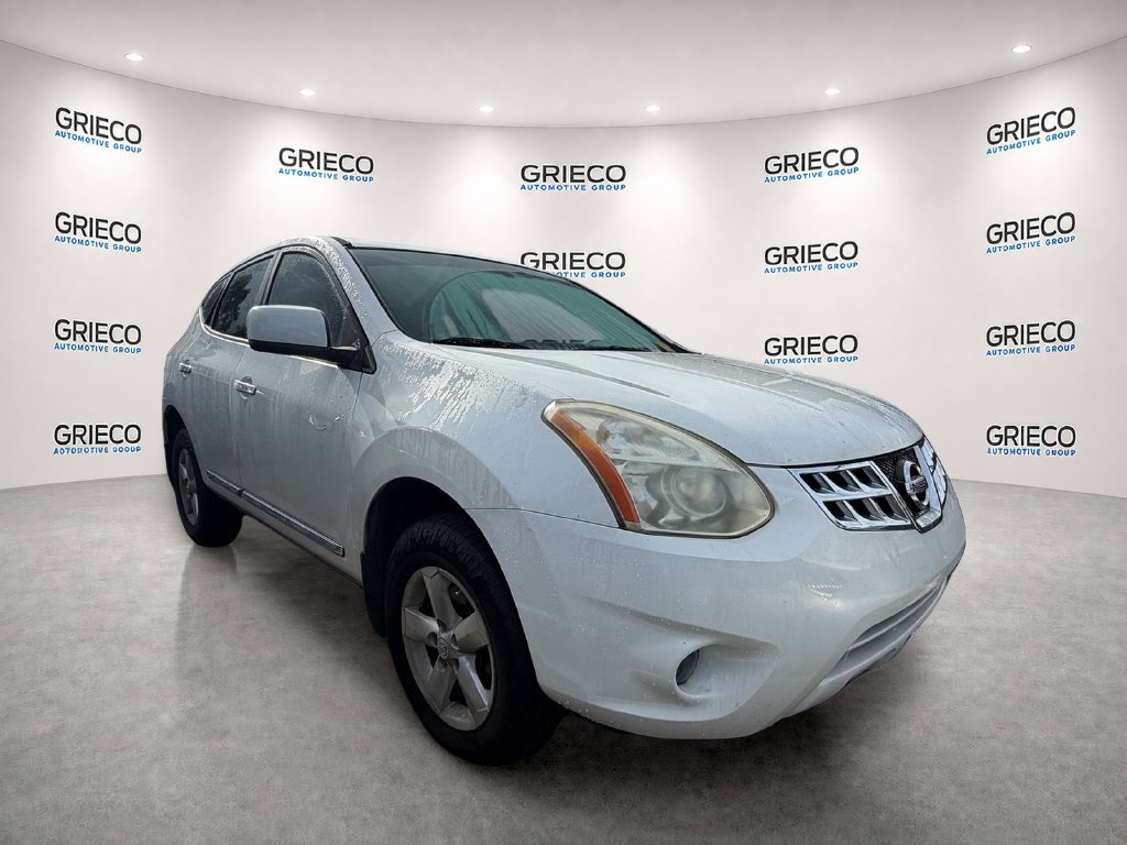 Used 2013 Nissan Rogue S w/ Special Edition Pkg FWD image 1