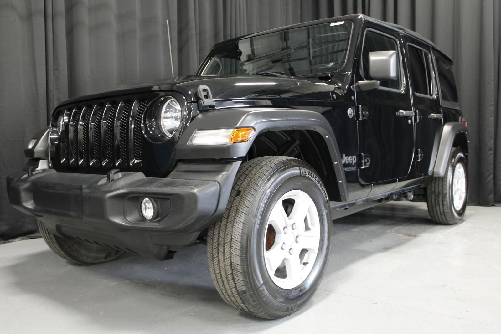 Used 2022 Jeep Wrangler Unlimited Sport image 8