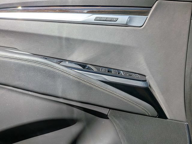 Used 2025 Cadillac Escalade Premium Luxury AWD/4WD image 29