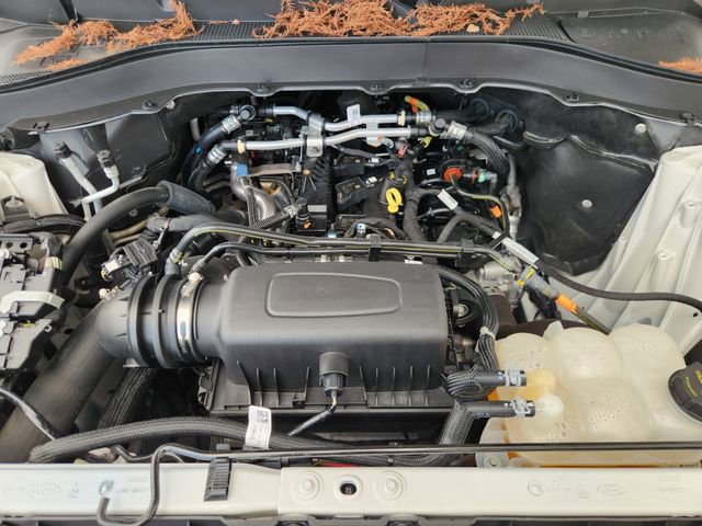 Used 2023 Ford Explorer XLT w/ Equipment Group 202A image 29