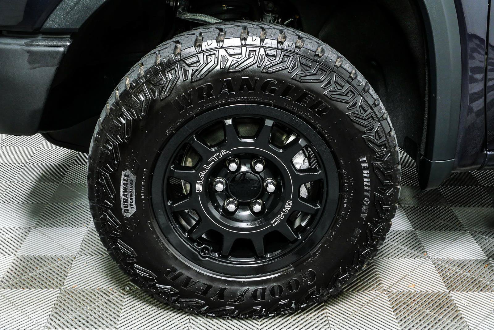 Certified 2024 GMC Sierra 1500 AT4X w/ AT4X AEV Edition AWD/4WD image 36