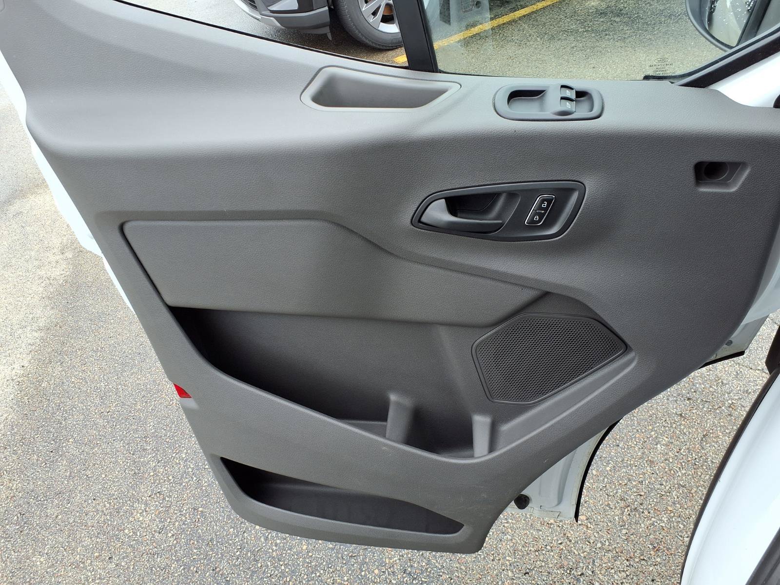 Certified 2025 Ford Transit 250 Low Roof w/ Exterior Upgrade Package RWD image 15