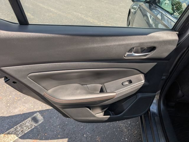 Used 2020 Nissan Altima 2.5 SR FWD image 10