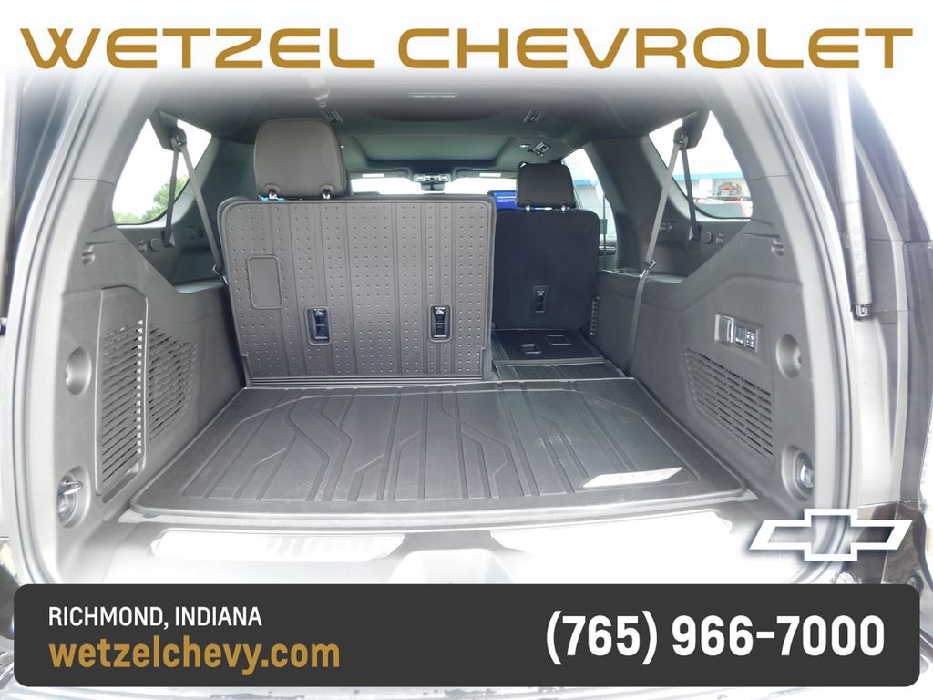 New 2026 Chevrolet Suburban High Country AWD/4WD image 30