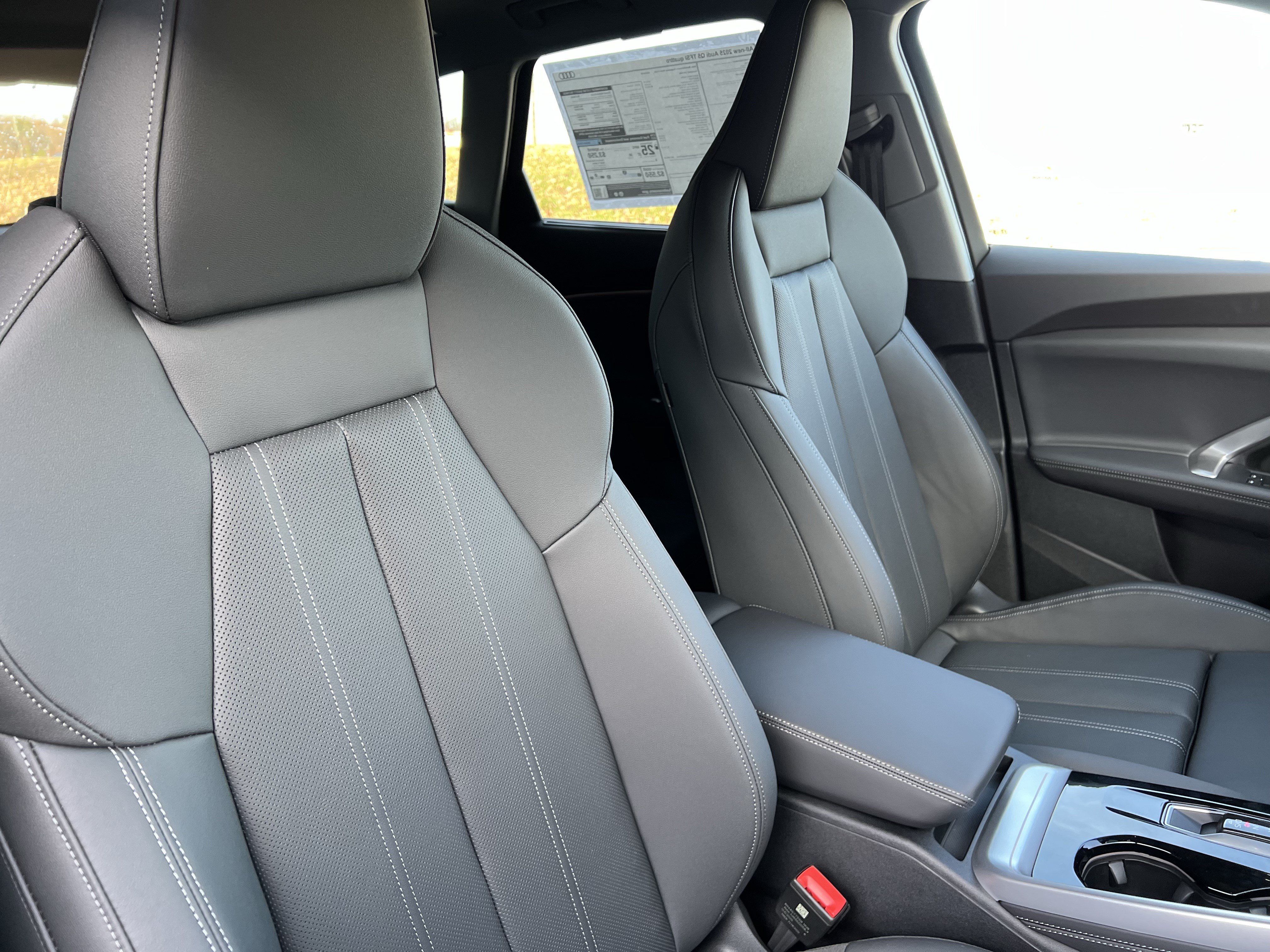 Used 2025 Audi Q5 Premium w/ Premium Plus AWD/4WD image 21