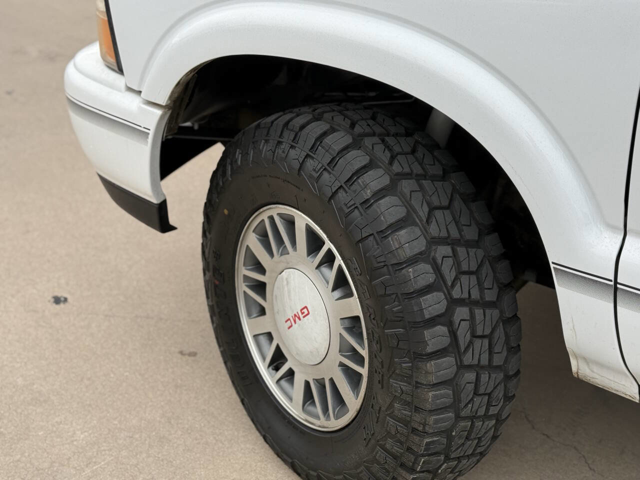 Used 1998 GMC Sonoma SLS w/ Popular Marketing Option Pkg image 11