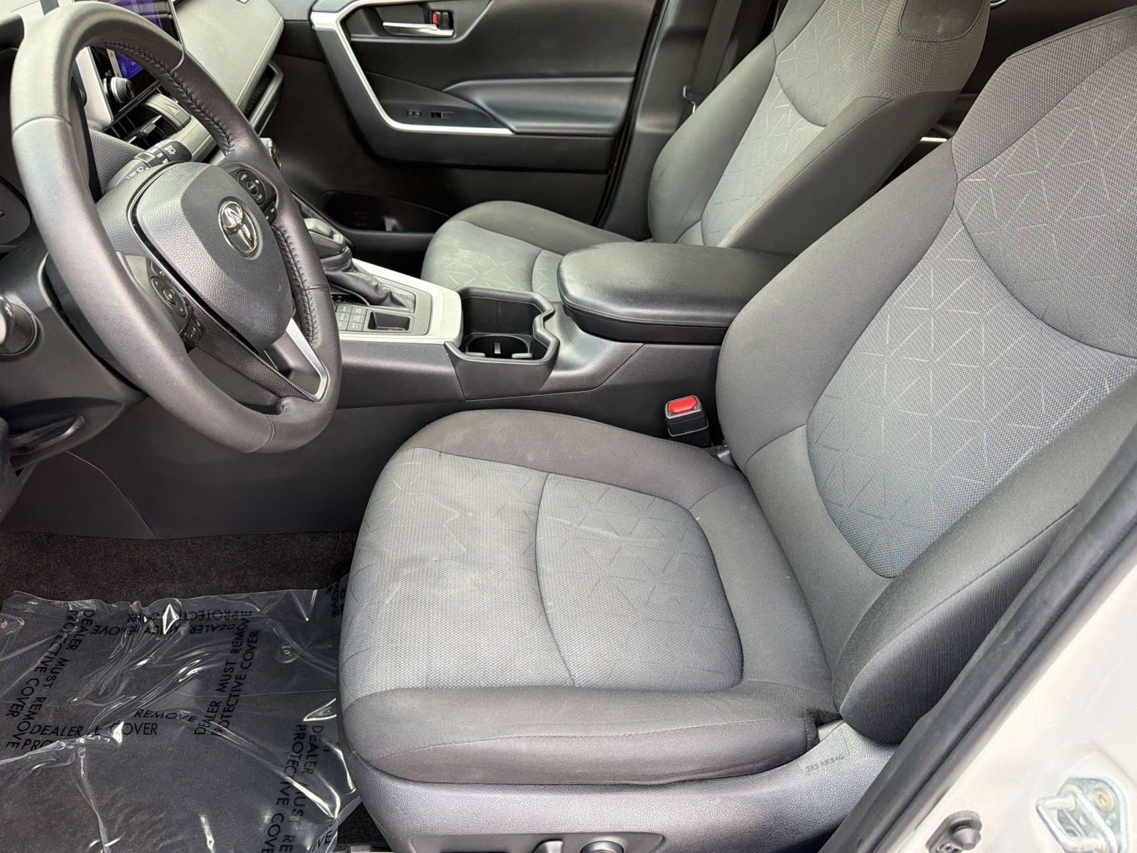 Used 2024 Toyota RAV4 XLE w/ Weather Package AWD/4WD image 5