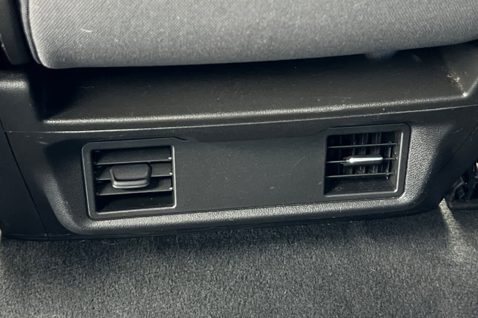 Used 2021 Chevrolet Silverado 1500 Custom w/ LPO, Dark Essentials Package AWD/4WD image 15