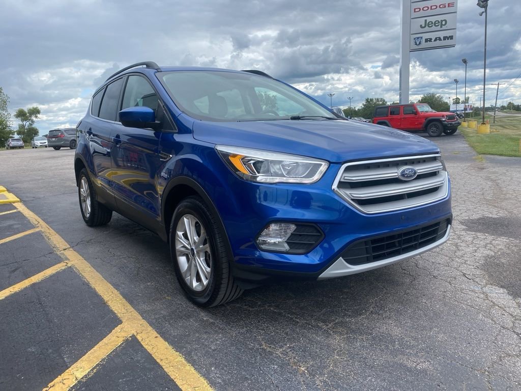 Used 2019 Ford Escape SEL image 2