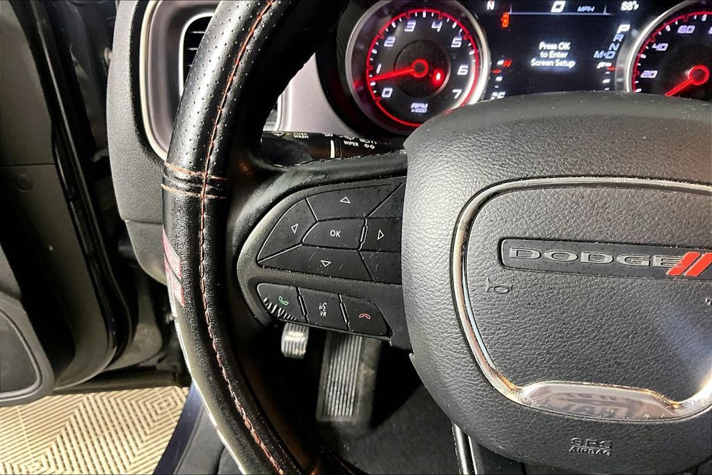 Used 2019 Dodge Charger SXT RWD image 14
