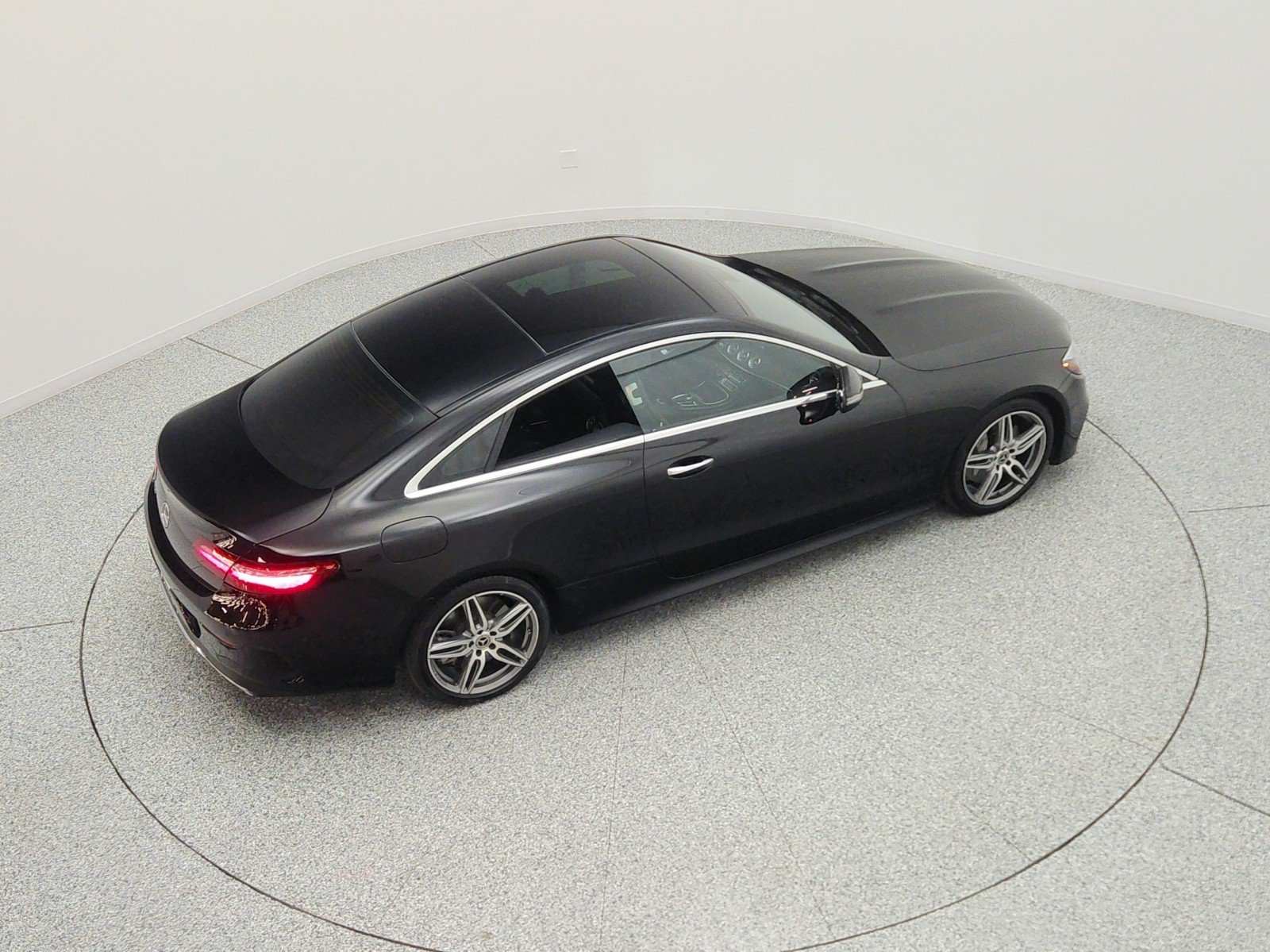 Used 2019 Mercedes-Benz E 450 Coupe image 27