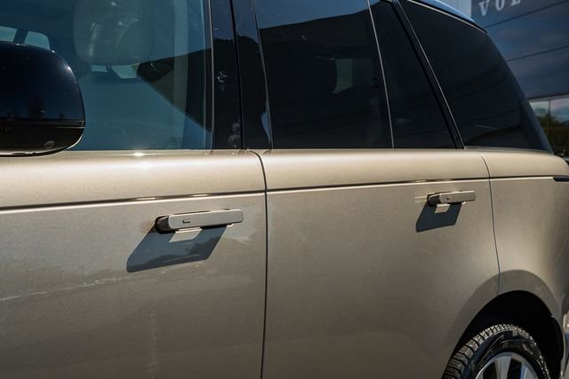 Used 2023 Land Rover Range Rover SE image 19