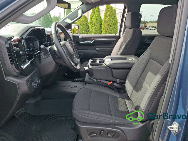Used 2024 Chevrolet Silverado 1500 LT AWD/4WD image 14