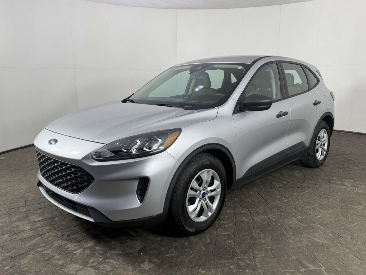 Used 2020 Ford Escape S FWD image 3