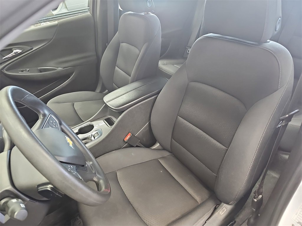 Used 2024 Chevrolet Malibu LT image 14