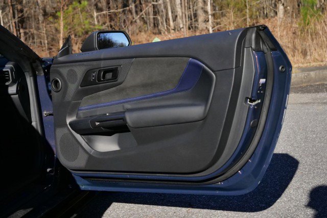 Used 2025 Ford Mustang Dark Horse image 43