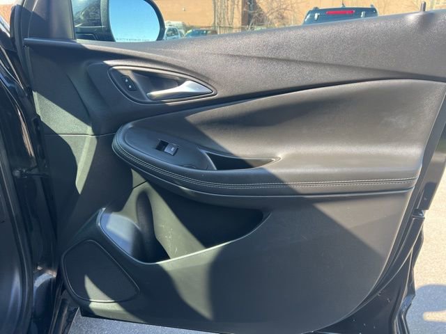 Used 2023 Buick Encore GX Select image 10