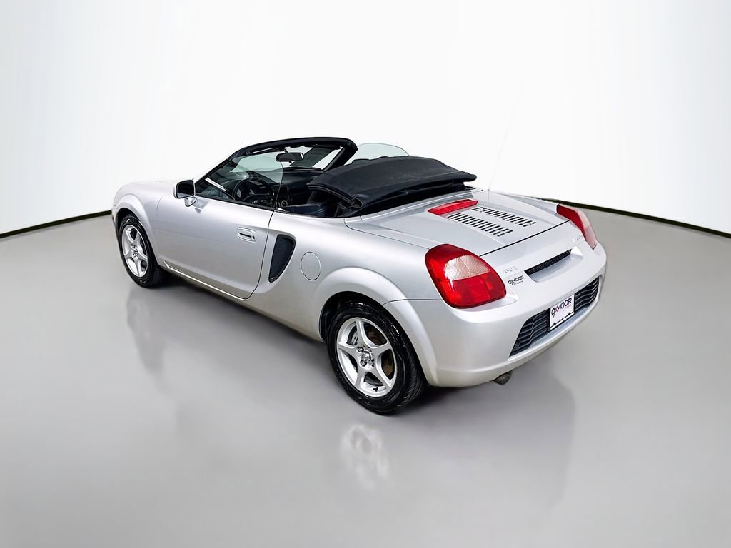Used 2000 Toyota MR2 image 5